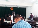 Cô bé 12 tuổi nói về "vết sẹo" do gã hàng xóm 17 tuổi gây ra Cô bé 12 tuổi nói về "vết sẹo" do gã hàng xóm 17 tuổi gây ra