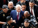 Cựu thủ tướng Malaysia ấm ức vì "không được tự bảo vệ" Cựu thủ tướng Malaysia ấm ức vì "không được tự bảo vệ"