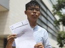 Hồng Kông: Joshua Wong tố bị thẩm vấn khi "không mảnh vải che thân" Hồng Kông: Joshua Wong tố bị thẩm vấn khi "không mảnh vải che thân"