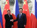 Tổng thống Philippines cảnh báo "dao rựa" với Trung Quốc Tổng thống Philippines cảnh báo "dao rựa" với Trung Quốc