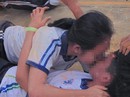 Hiệu trưởng Trường ĐH Cần Thơ: "Trò chơi "Chuyền thẻ bằng mặt" không phản cảm"!? Hiệu trưởng Trường ĐH Cần Thơ: "Trò chơi "Chuyền thẻ bằng mặt" không phản cảm"!?