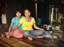 Kiệt quệ vì "ma rừng" Kiệt quệ vì "ma rừng"