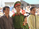 Đôi vợ chồng "hờ" giết chủ nợ vứt xác phi tang lĩnh án tử hình và chung thân Đôi vợ chồng "hờ" giết chủ nợ vứt xác phi tang lĩnh án tử hình và chung thân