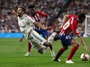 "Người nhện" Courtois toả sáng, Real Madrid thoát hiểm trận derby "Người nhện" Courtois toả sáng, Real Madrid thoát hiểm trận derby