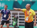 Nên sớm "trói chân" HLV Park Hang-seo Nên sớm "trói chân" HLV Park Hang-seo