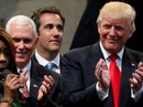 Ai là người viết bài bình luận khiến ông Trump nổi trận lôi đình? Ai là người viết bài bình luận khiến ông Trump nổi trận lôi đình?