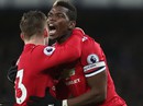 Man United trở lại ngôi nhì, Mourinho "đá xoáy" Scholes Man United trở lại ngôi nhì, Mourinho "đá xoáy" Scholes