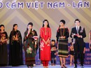 2 hoa hậu Ngọc Hân và H’Hen Niê tỏa sáng với trang phục thổ cẩm 2 hoa hậu Ngọc Hân và H’Hen Niê tỏa sáng với trang phục thổ cẩm