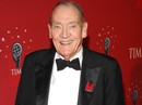 Cuộc đời của Jack Bogle - “người hùng” trong mắt Warren Buffett Cuộc đời của Jack Bogle - “người hùng” trong mắt Warren Buffett