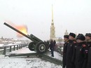 Cận cảnh Tổng Thống Putin đích thân khai hỏa đại bác Cận cảnh Tổng Thống Putin đích thân khai hỏa đại bác