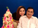 NSƯT Quế Trân khóc nghẹn trong lễ mừng thọ kép độc Nam Hùng NSƯT Quế Trân khóc nghẹn trong lễ mừng thọ kép độc Nam Hùng