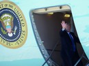 Tổng thống Mỹ Donald Trump lên Air Force One, hướng đến Hà Nội Tổng thống Mỹ Donald Trump lên Air Force One, hướng đến Hà Nội
