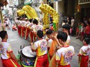 Người dân TP HCM chộn rộn đón Xuân Người dân TP HCM chộn rộn đón Xuân