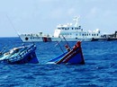 Trao công hàm phản đối tàu Trung Quốc đâm chìm tàu, đe dọa tính mạng ngư dân Việt Nam Trao công hàm phản đối tàu Trung Quốc đâm chìm tàu, đe dọa tính mạng ngư dân Việt Nam