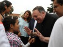 Ông Pompeo tới sát nơi lực lượng Venezuela đồn trú, thăm dân di cư Ông Pompeo tới sát nơi lực lượng Venezuela đồn trú, thăm dân di cư