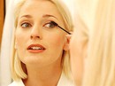 Bí quyết trang điểm khiến phụ nữ tuổi trung niên không bị già đi Bí quyết trang điểm khiến phụ nữ tuổi trung niên không bị già đi