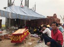 Người thân đưa thi thể "con nợ" nghi bị đánh chết tới nhà "chủ nợ" Người thân đưa thi thể "con nợ" nghi bị đánh chết tới nhà "chủ nợ"