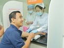 Tầm soát bệnh lý cùng Quyền Linh, đừng để có bệnh rồi mới lo chữa. Tầm soát bệnh lý cùng Quyền Linh, đừng để có bệnh rồi mới lo chữa.