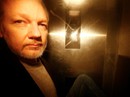 Mỹ truy tố ông chủ Wikileaks thêm 17 tội Mỹ truy tố ông chủ Wikileaks thêm 17 tội