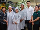 Đồng nghiệp và khán giả tiếc thương nghệ sĩ Lê Bình Đồng nghiệp và khán giả tiếc thương nghệ sĩ Lê Bình