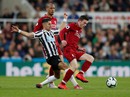 Sóng gió St. James' Park, Liverpool tái chiếm ngôi số 1 nước Anh Sóng gió St. James' Park, Liverpool tái chiếm ngôi số 1 nước Anh
