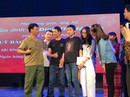 Tăng suất diễn "Bão tố Trường Sơn" giúp gia đình chị Đinh Thị Hải Yến Tăng suất diễn "Bão tố Trường Sơn" giúp gia đình chị Đinh Thị Hải Yến