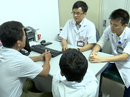 Bác sĩ lý giải hiện tượng “nghịch kinh khủng” ở trẻ Bác sĩ lý giải hiện tượng “nghịch kinh khủng” ở trẻ