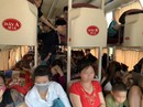 Nhồi nhét khách: Đâu chỉ lỗi nhà xe Nhồi nhét khách: Đâu chỉ lỗi nhà xe