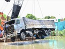 Vụ xe tải gây sập cầu BOT: Lấy nguồn dự trữ bắc lại nhịp chính Vụ xe tải gây sập cầu BOT: Lấy nguồn dự trữ bắc lại nhịp chính