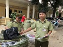 Bắt lô hàng túi xách Adidas, Nike "nhái" Bắt lô hàng túi xách Adidas, Nike "nhái"