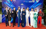 Bà Hồ Thị Thanh Hương trao “viên ngọc biển cả” đến Miss SIU