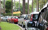 TP HCM: Lập hẳn bãi giữ ôtô tự phát trong công viên Tao Đàn và chặt chém?