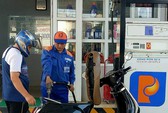 Xăng đồng loạt tăng giá từ 15 giờ sau 2 tháng đứng yên