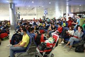 Hành khách bị từ chối nhập cảnh sân bay Tân Sơn Nhất có sức khỏe rất xấu