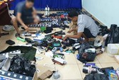An ninh Tân Sơn Nhất liên tục phát hiện khách định mang súng lên máy bay
