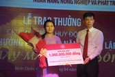 Agribank hỗ trợ tài chính giúp nông dân tiếp cận máy móc hiện đại