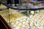 TP HCM: Bắt kẻ cướp tiệm vàng mưu mô