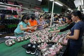 Thương chiến Mỹ - Trung, dệt may Việt Nam tăng thị phần xuất khẩu