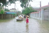 Cam kết cấp điện trở lại sớm nhất cho khách hàng sau mưa bão