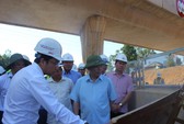Cận cảnh cao tốc 34.500 tỉ đồng ô tô đi