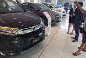 Hãng ôtô tiếp tục giảm giá đẩy hàng trước tháng 7 âm lịch