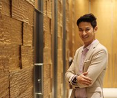 Huy Khánh vướng "tình tay ba" trong phim mới