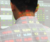 Bị phạt 550 triệu đồng vì lập 16 tài khoản thao túng giá cổ phiếu