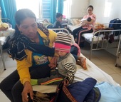 Sau bữa ăn từ thiện, gần 100 trẻ ở Lâm Đồng nhập viện cấp cứu