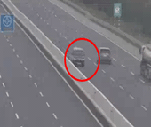 CLIP: Ôtô ngang nhiên chạy ngược chiều trên cao tốc Hà Nội-Hải Phòng