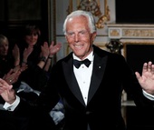 Giorgio Armani bị chỉ trích vì so sánh xu hướng thời trang với hiếp dâm