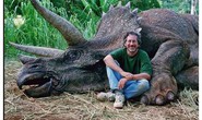 Steven Spielberg bị ném đá không thương tiếc vì... giết khủng long