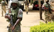 Nigeria: Hơn 100 nữ sinh bị bắt cóc