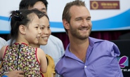 Nghĩa cử đẹp của Nick Vujicic ở VN