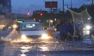 TP HCM: Sau cơn mưa chiều 6-9, đường biến thành sông!